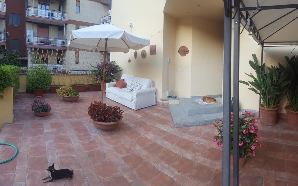 A Casa Di Grace Bed and Breakfast Cassino Exteriör bild