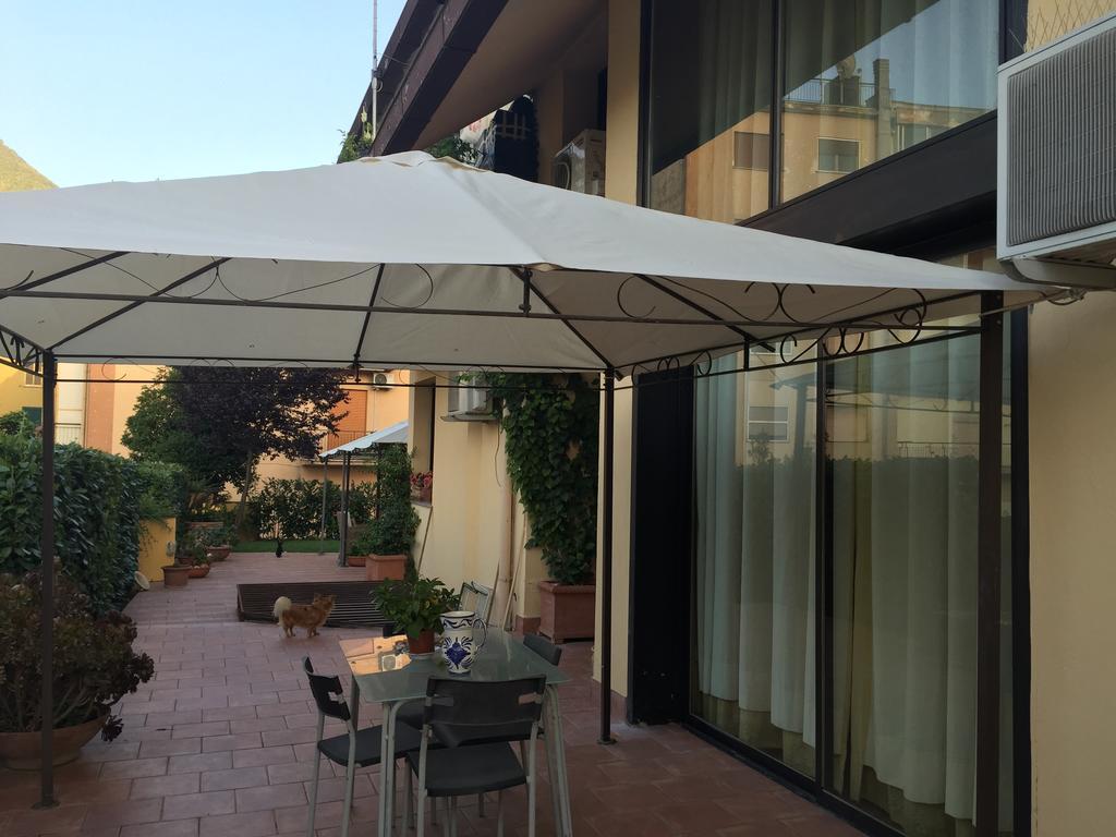 A Casa Di Grace Bed and Breakfast Cassino Exteriör bild